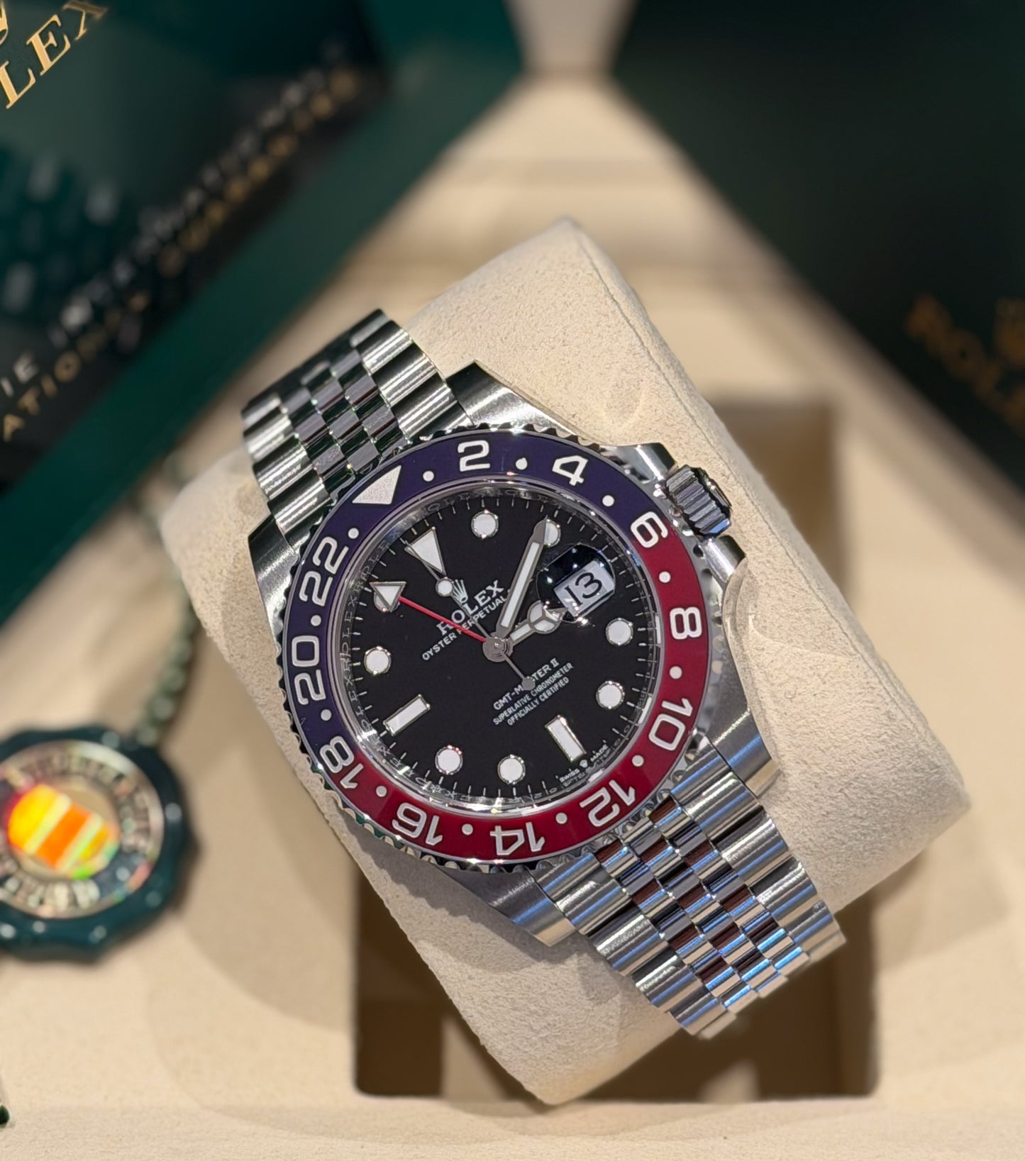 Rolex GMT-MASTER II PEPSI