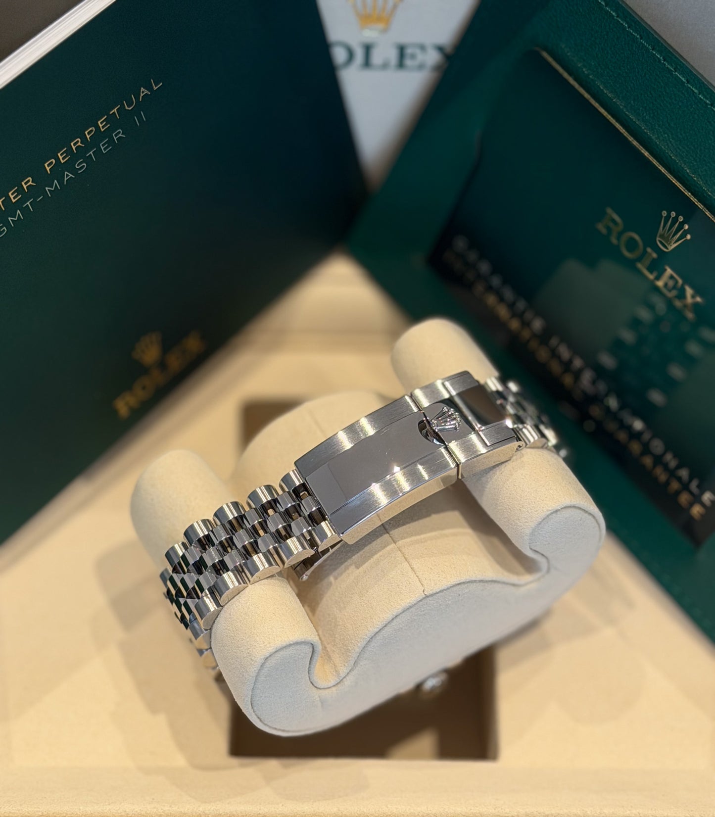 Rolex GMT-Master II Batgirl Ref. 126710BLNR