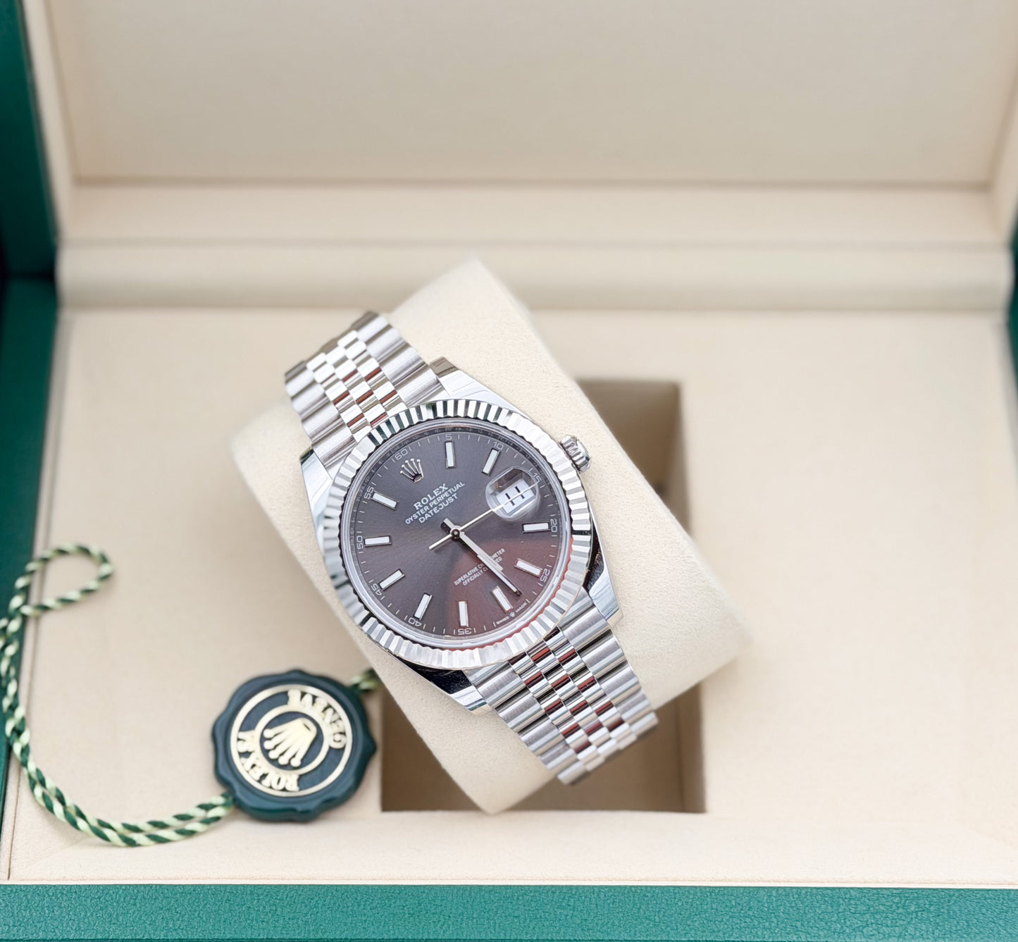 Rolex Datejust 41mm Rhodium Dial