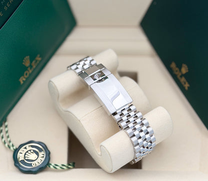 Rolex GMT-Master II Bruce Wayne Ref. 126710GRNR