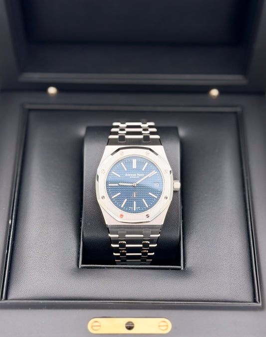 Audemars Piguet Royal OAK Jumbo Extra-thin Blue Dial Ref. 15202ST.OO.1240ST.01