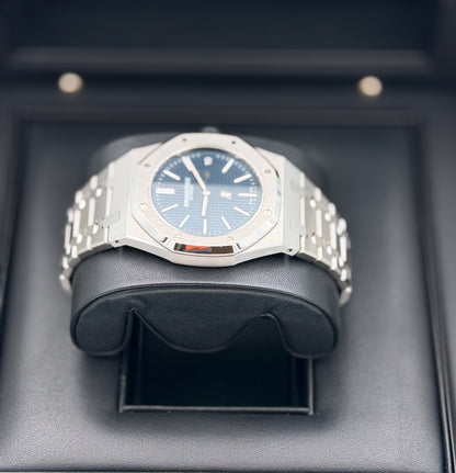 Audemars Piguet Royal OAK Jumbo Extra-thin Blue Dial Ref. 15202ST.OO.1240ST.01